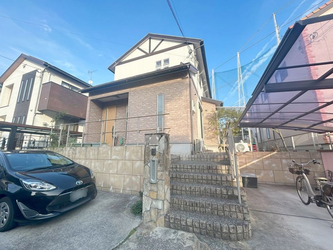 4LDK Detached House for Sale in Kasuga City, Fukuoka - Thumbnail 2