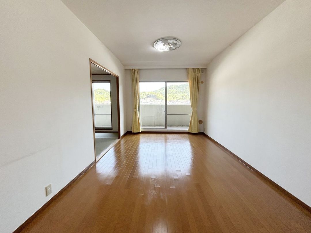 3LDK Apartment for Sale in Misuzugaoka, Hiroshima – 79.13 sqm - Thumbnail 2
