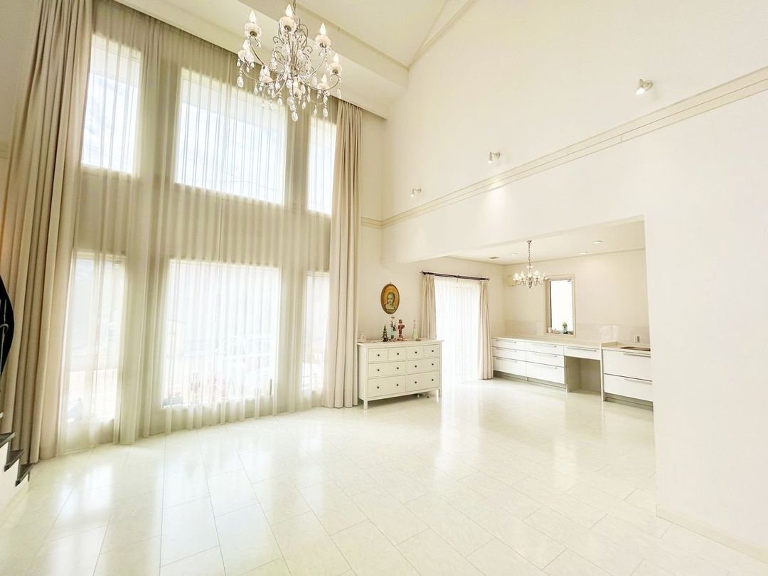 2012 Mitsui Home in Okazaki with Whole-House AC & 3 Parking Spaces - Thumbnail 2