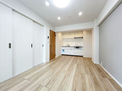 3LDK Apartment for Sale in Fuchu, Tokyo - 68.11 sqm - Thumbnail 4