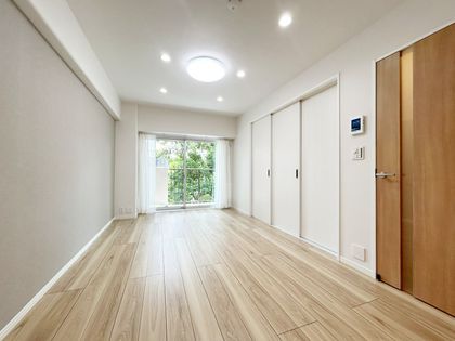 3LDK Apartment for Sale in Fuchu, Tokyo - 68.11 sqm - Thumbnail 3