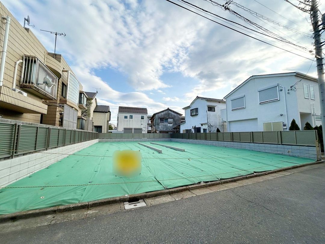 91.09 sqm Land for Sale in Suginami, Tokyo - No Building Conditions - Thumbnail 2