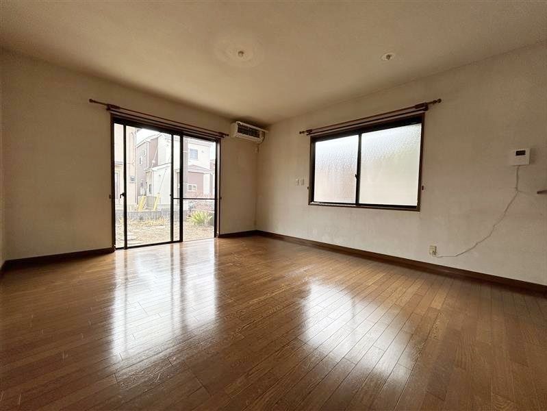 4LDK Family House in Funabashi, Chiba - 139.54㎡ with Garden - Thumbnail 2