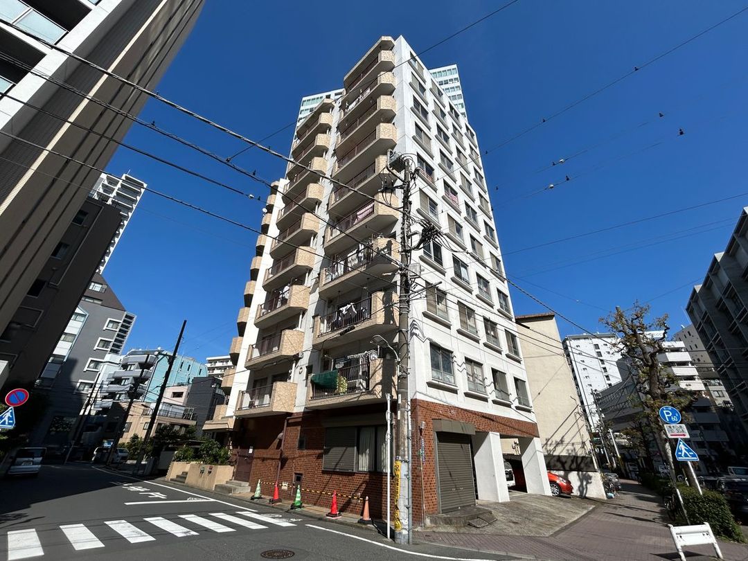 Seventh Star Mansion Omori 3LDK Apartment for Sale in Ota, Tokyo - Thumbnail 2