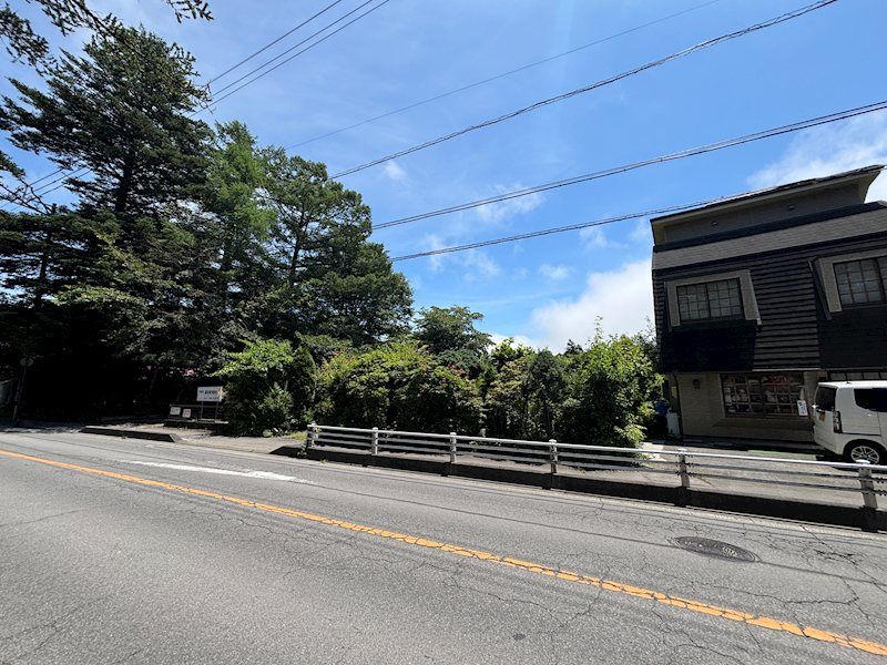 343 sqm Land for Sale in Old Karuizawa, Nagano - Thumbnail 4