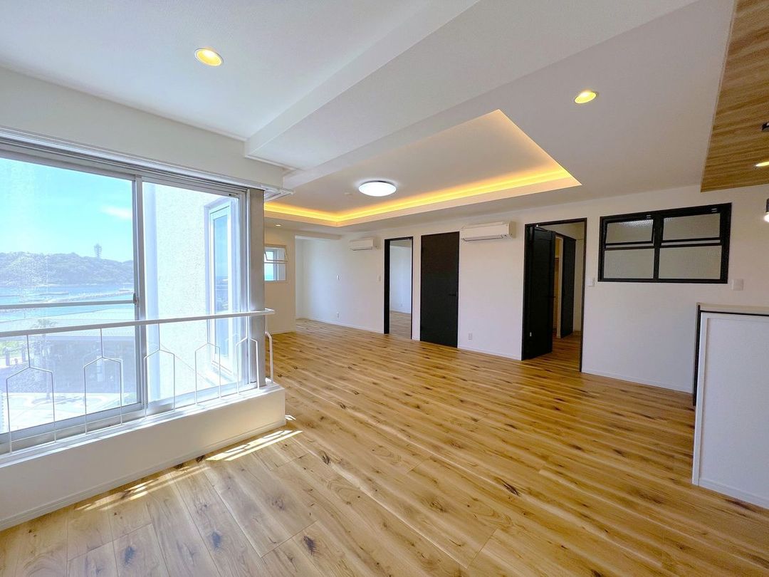 2LDK Ocean View Apartment in Katase-Enoshima, Fujisawa - Thumbnail 2