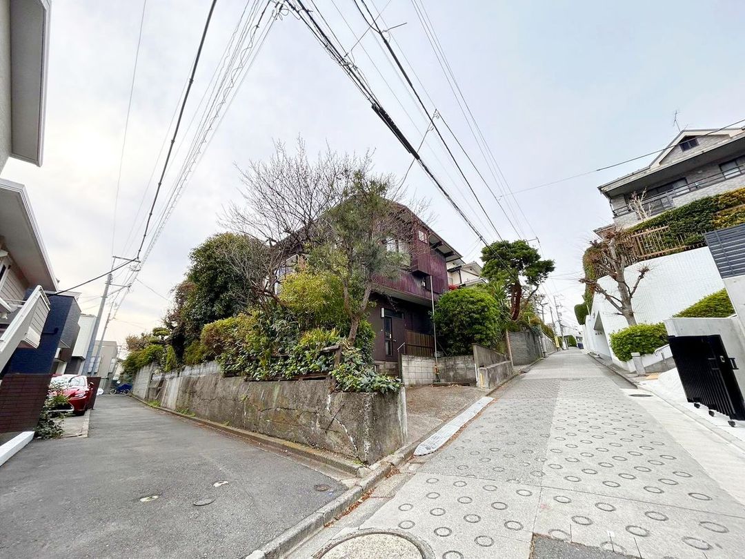 Shinjuku Nakaicho 2-chome Land for Sale - 211.5 sqm Corner Lot - Thumbnail 2