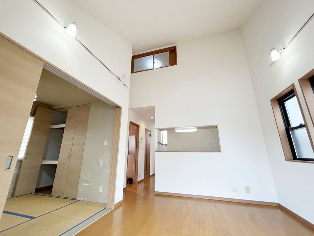 Resale 1SLDK House in Hamura City, Tokyo - 53.82m² - Thumbnail 2