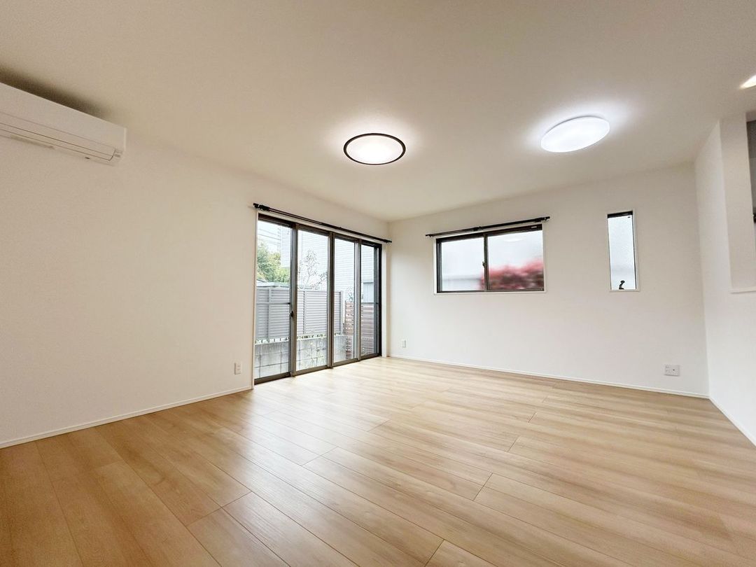 4LDK Detached House for Sale in Arimatsu, Nagoya - Thumbnail 2