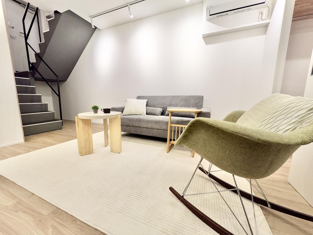 2LDK Designer Maisonette Apartment in Setagaya, Tokyo - Thumbnail 4
