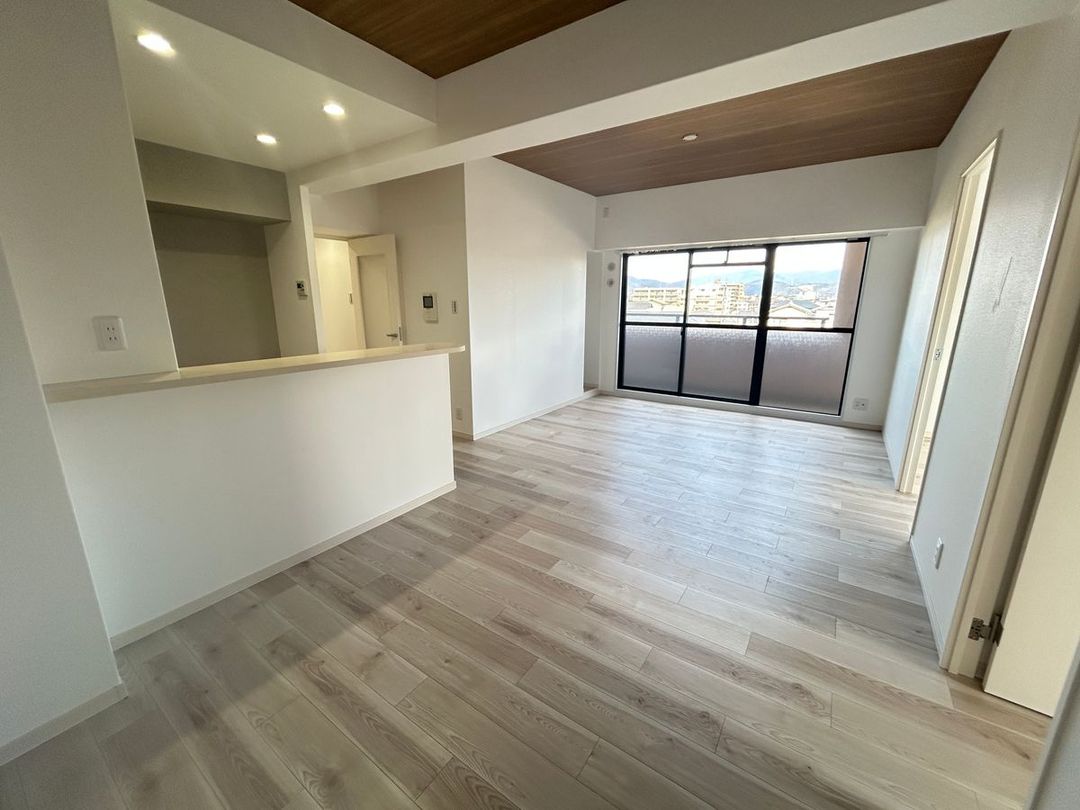 3LDK Apartment for Sale in Kasuga City, Fukuoka - 80.05 sqm - Thumbnail 2