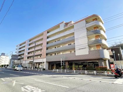 2LDK Apartment for Sale in Naka-ku, Yokohama - 56.58 sqm - Thumbnail 3