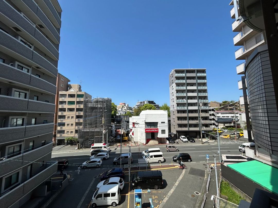 4LDK Apartment for Sale in Fukuoka City Chuo Ward - Thumbnail 2