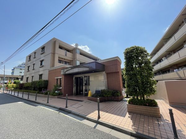 1LDK Condo Near Meidaimae Station in Setagaya, Tokyo - Thumbnail 2