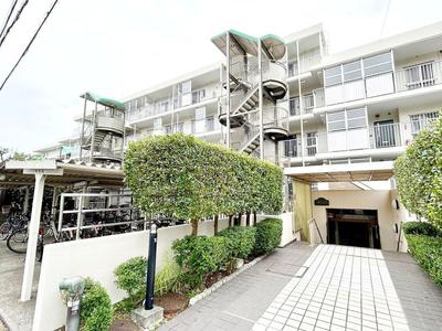 3LDK Apartment for Sale in Totsuka-ku, Yokohama with Private Garden — View, Totsuka, Kanagawa
