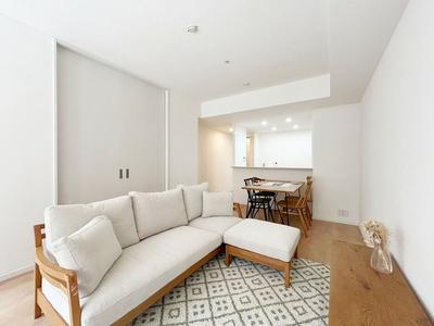 2LDK Apartment for Sale in Sakai City Tower Near Sakaihigashi Station — Interior, Sakai, Osaka