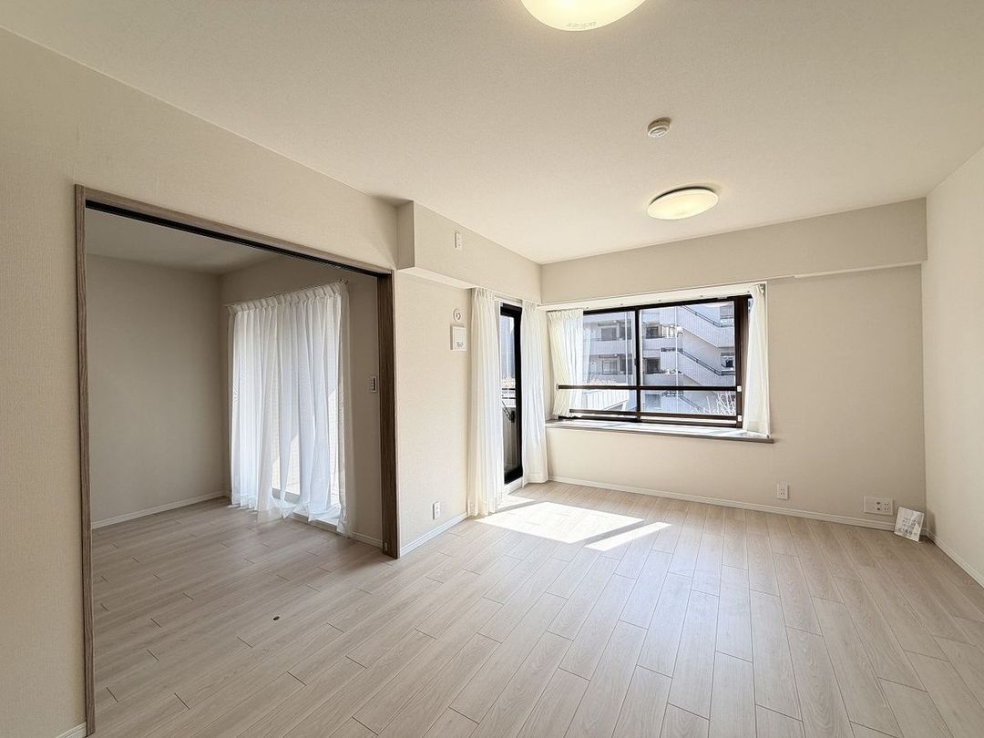 Renovated 3LDK Apartment Near Nagatsuta Station, Yokohama - Thumbnail 2