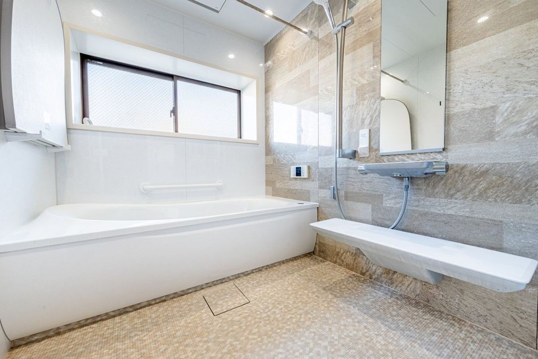 4LDK Apartment for Sale in Hakozaki, Fukuoka City - 90.48 sqm - Thumbnail 2