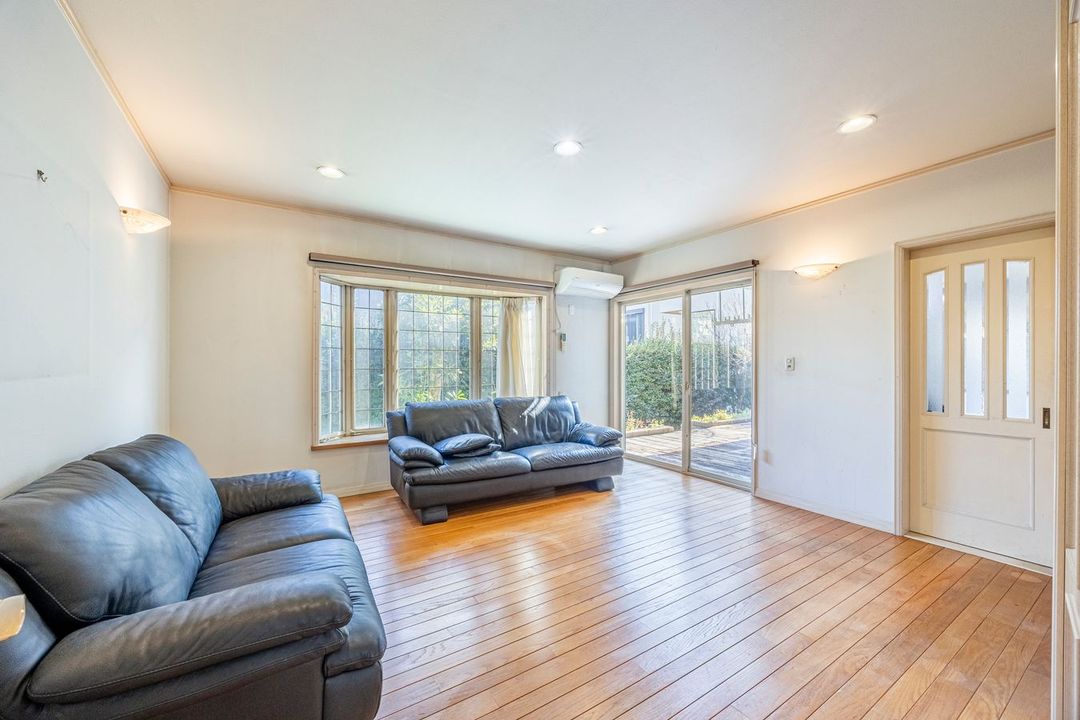 5LDK House for Sale in Tempaku, Nagoya | 242.57 sqm - Thumbnail 2