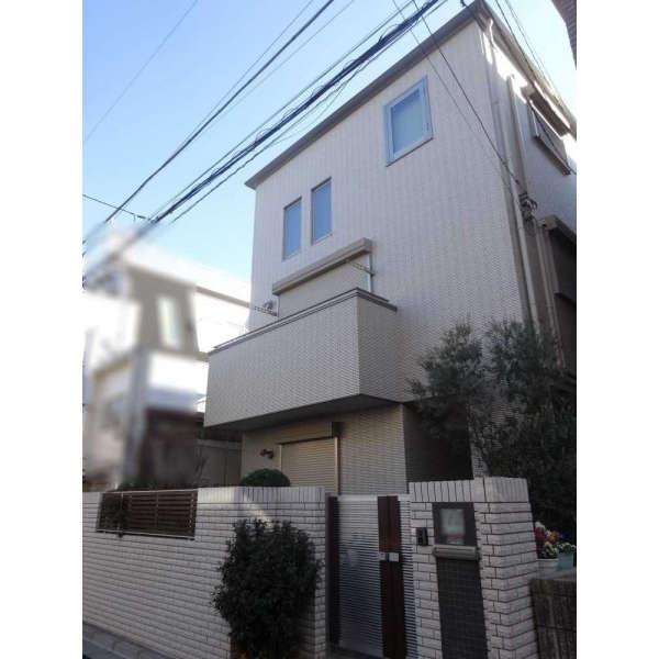 Modern 4LDK House for Sale in Shibuya, Tokyo near Shinsen Station - Thumbnail 3