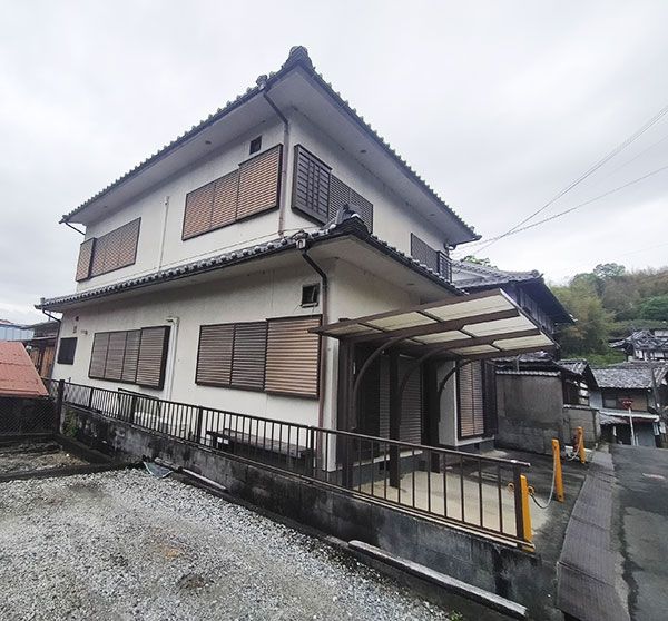 9DK Family Home in Shimoichi, Nara - Akiya Property - Thumbnail 2