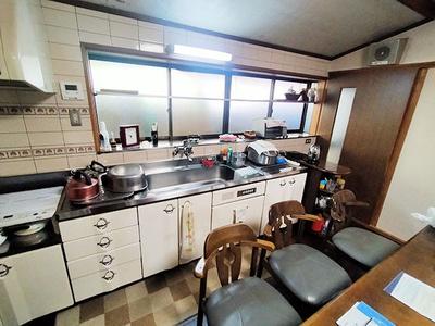 Traditional Single-Story Home in Shimoichi - 68sqm with Mountain Views — Image 1, Shimoichi, Nara