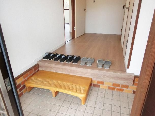 Renovated 3LDK House with Annex in Fukuyama, Hiroshima - Thumbnail 3