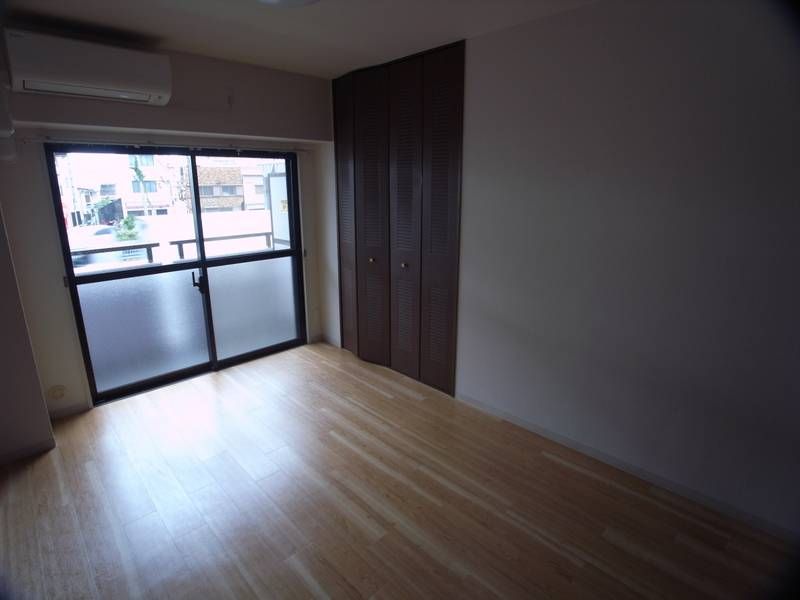 Platanus 1DK Apartment for Rent in Nagata Ward, Kobe - Thumbnail 3