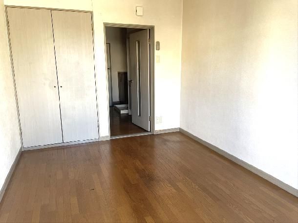 1K Apartment for Rent in Fukuyama, Hiroshima - 18.6 sqm - Thumbnail 3