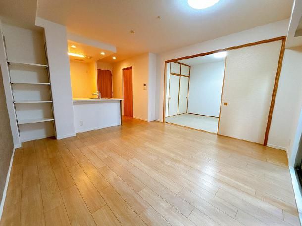 2SLDK Apartment for Sale in Fukuyama, Hiroshima - Thumbnail 2