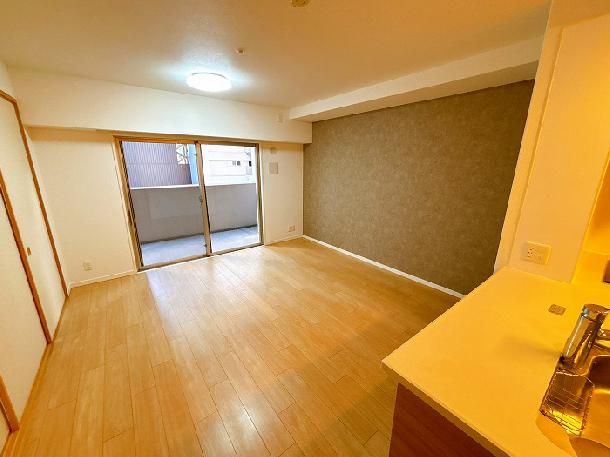 2SLDK Apartment for Sale in Fukuyama, Hiroshima - Thumbnail 3