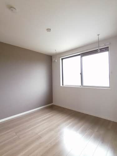 1LDK Apartment for Rent in Fukuyama, Hiroshima, 55.71 sqm - Thumbnail 3