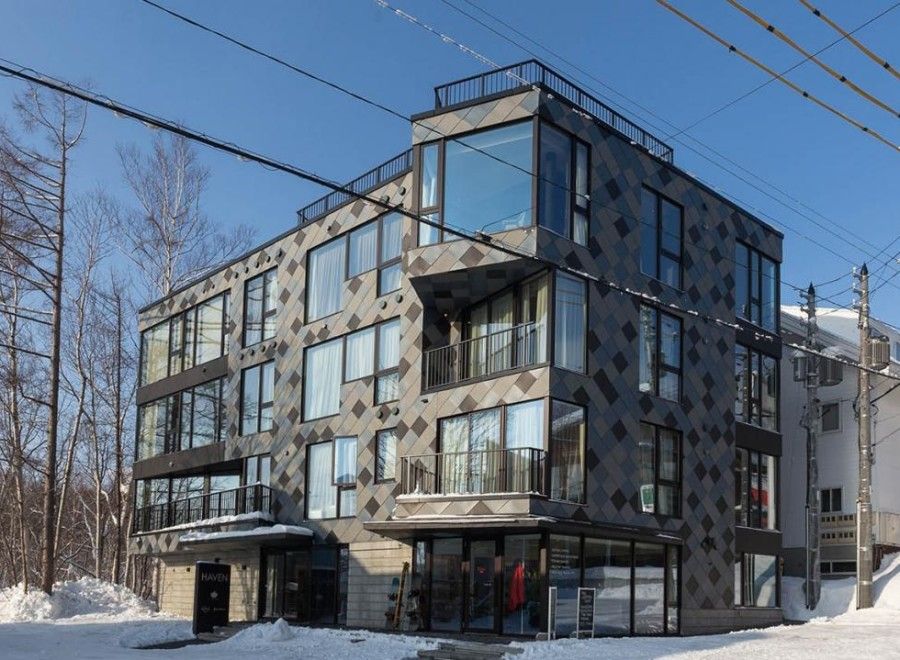 Luxury 4-Bed Ski Apartment in Niseko with Spa and Balconies - Thumbnail 4