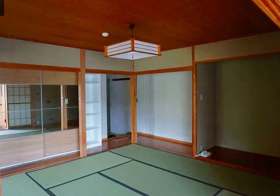 Atami Ocean View Condo with Hot Spring Onsen - 1965 Build - Image 1