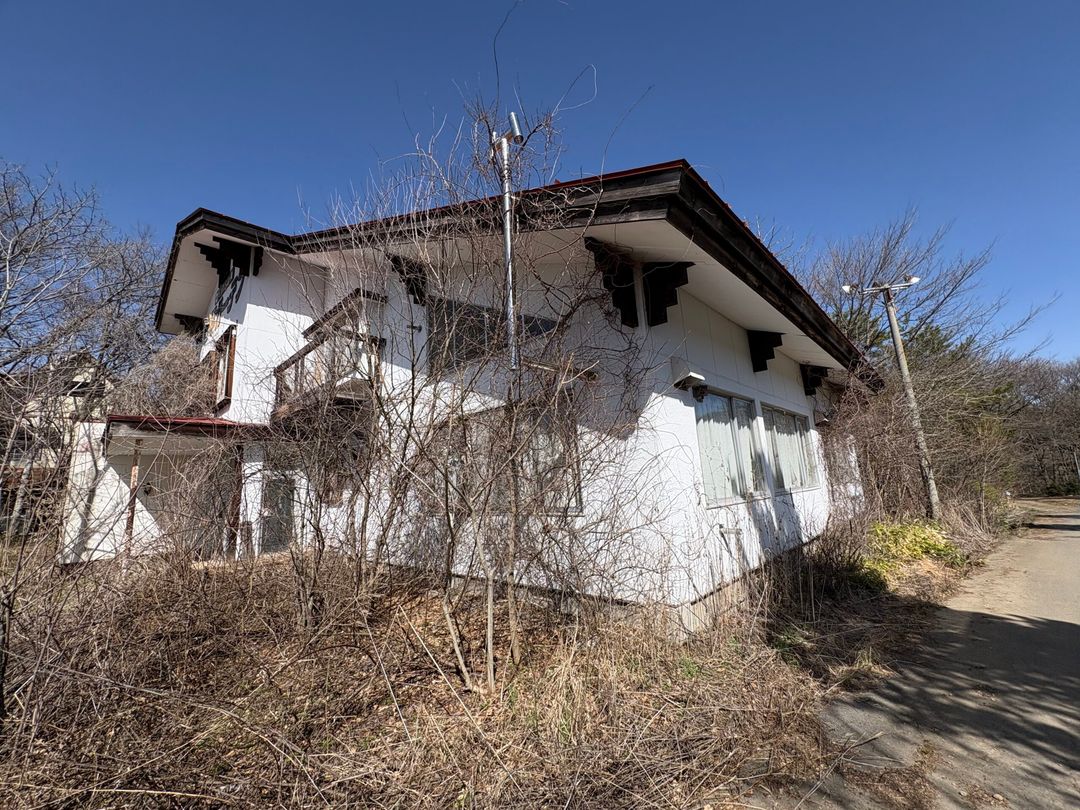 6-Bedroom Lodge for Sale in Sugadaira Highlands, Nagano - Thumbnail 4