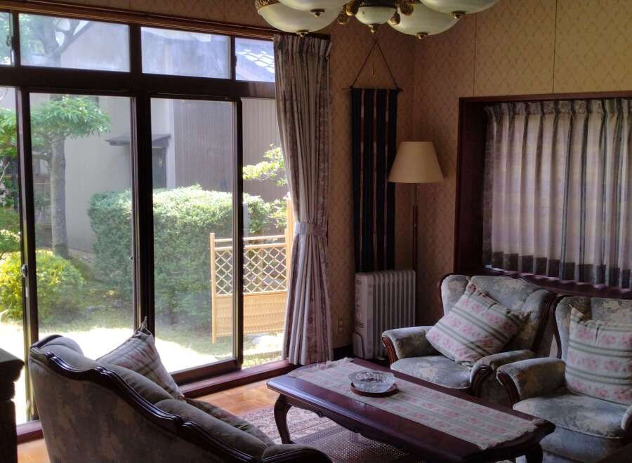 Traditional Japanese House Built by Shrine Carpenters in Toyama - Thumbnail 3