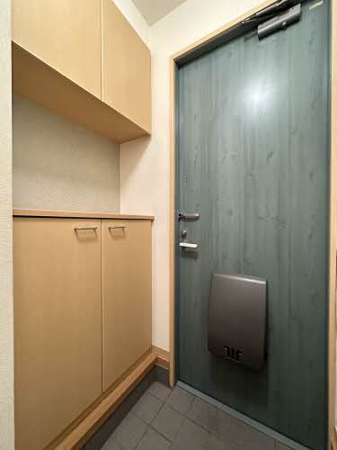 1LDK Apartment for Rent in Higashi-Kawaguchicho, Fukuyama - Thumbnail 2