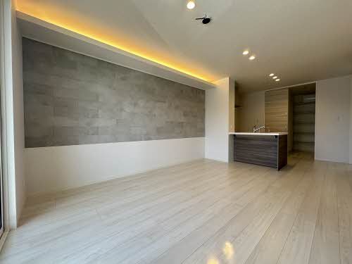 Newly Built 1LDK Apartment for Rent in Fukuyama, Hiroshima - Thumbnail 3