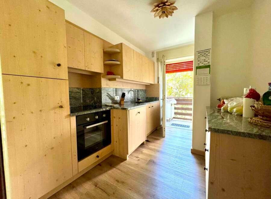 Apartment for Sale in Cortina d'Ampezzo with Dolomite Views - Thumbnail 3