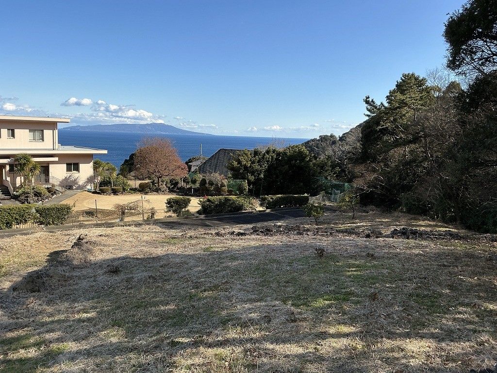 Ocean-View Land for Sale in Futo, Ito City, Shizuoka - Thumbnail 2