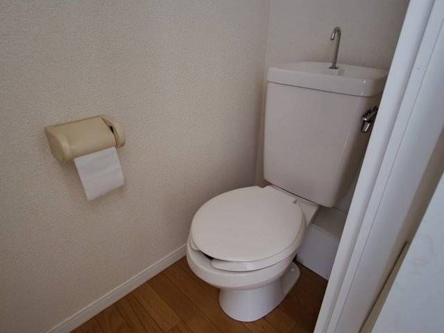 1K Apartment for Rent in Himeji, Hyogo – Sunny Flat Tsujii - Thumbnail 2