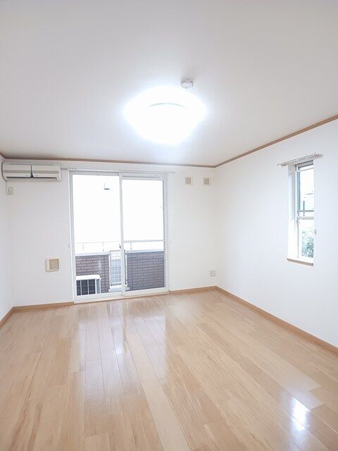 1R Apartment for Rent in Fukuyama, Hiroshima - 33.15 sqm - Thumbnail 3