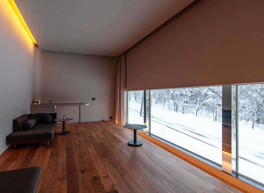 Contemporary 3-Bedroom House in Niseko, Hokkaido - Thumbnail 4