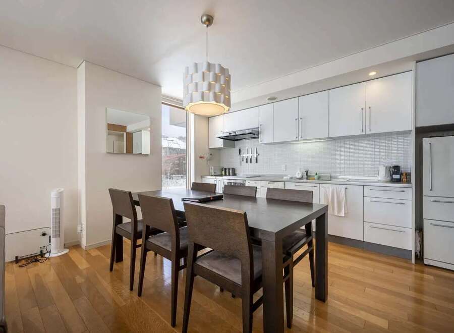 3 Bedroom Dual-Key Apartment for Sale in Niseko Hirafu - Thumbnail 4