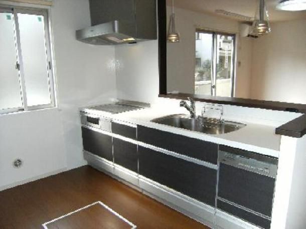 3LDK Apartment for Rent in Fukuyama, Hiroshima - 82.95 sqm - Thumbnail 2