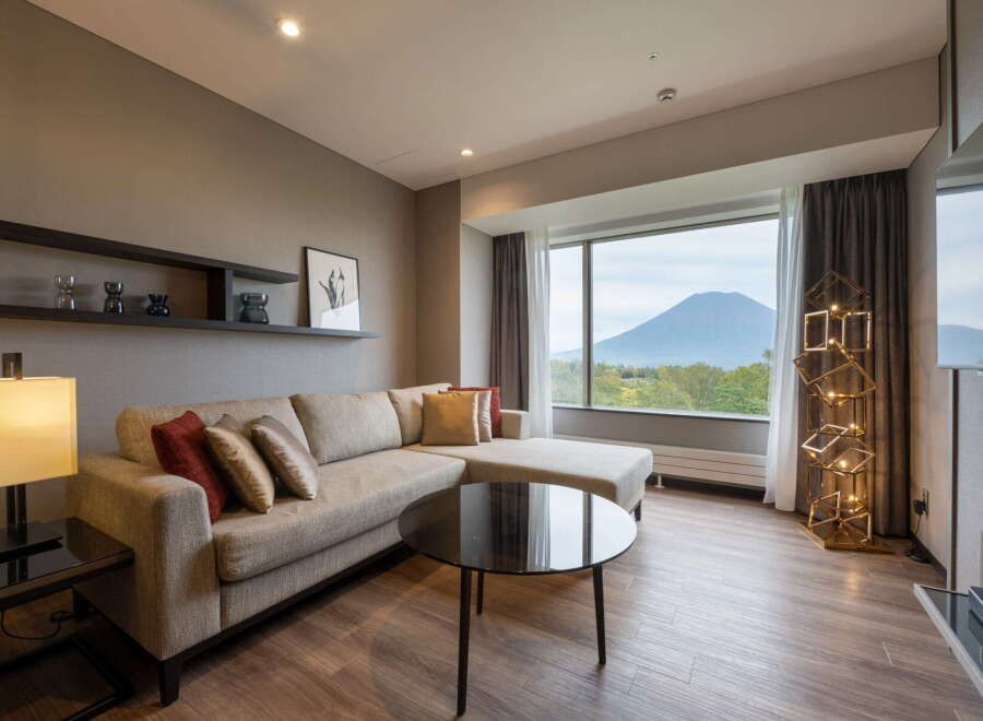 Modern 2-Bed Apartment with Mountain Views in Niseko, Hokkaido - Thumbnail 2