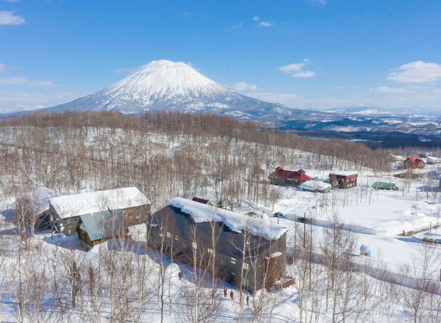 Last 2-Bedroom Loft Apartment for Sale in Niseko's SnowDog Village - Thumbnail 2