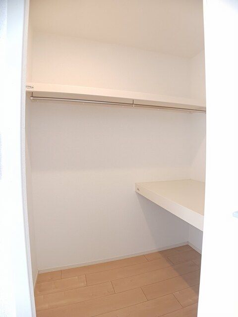 1K Apartment Near Higashi-Fukuyama Station in Fukuyama - Thumbnail 3