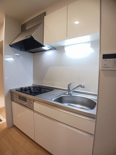 1K Apartment Near Higashi-Fukuyama Station in Fukuyama - Thumbnail 4