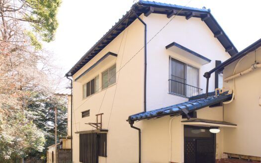 Boutique Ryokan for Sale in Atami with Lodging Permit - Image 1